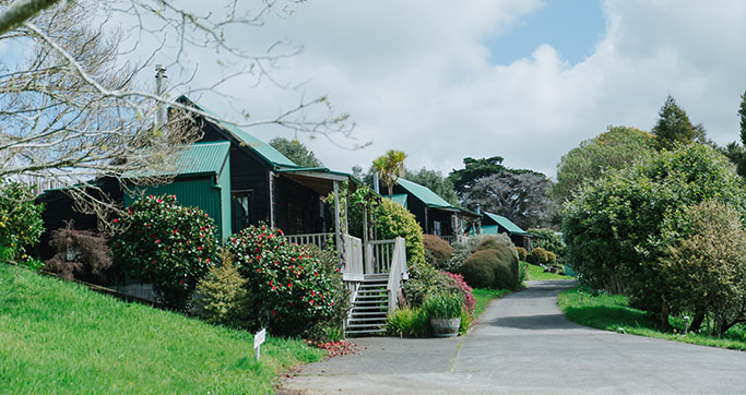 cottage accommodation in Kumeu Auckland